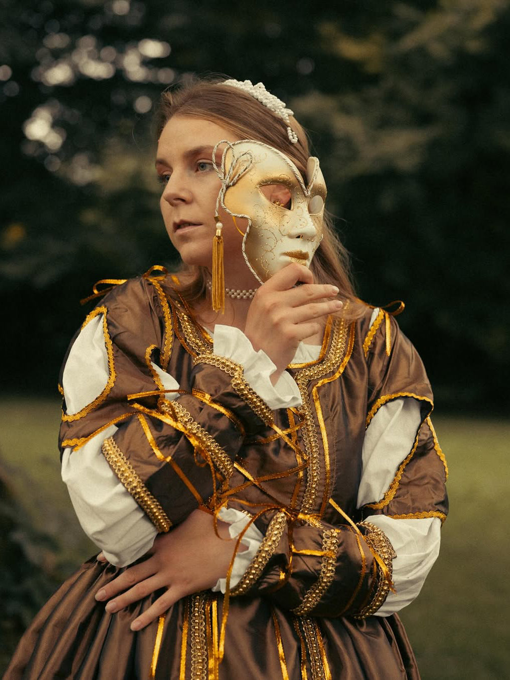 Women's Medieval Renaissance Royal Costume Dress