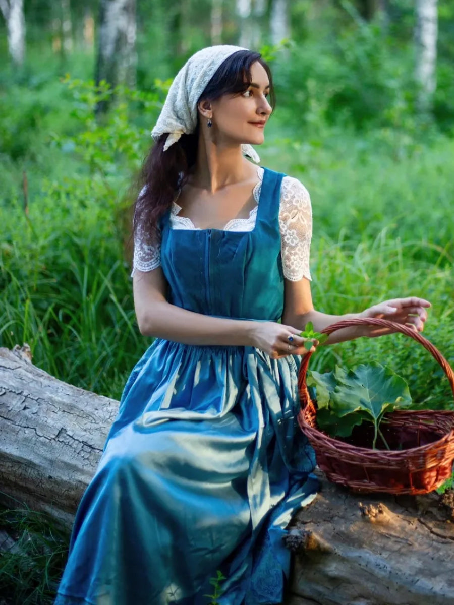Traditional Oktoberfest Dirndl with Apron