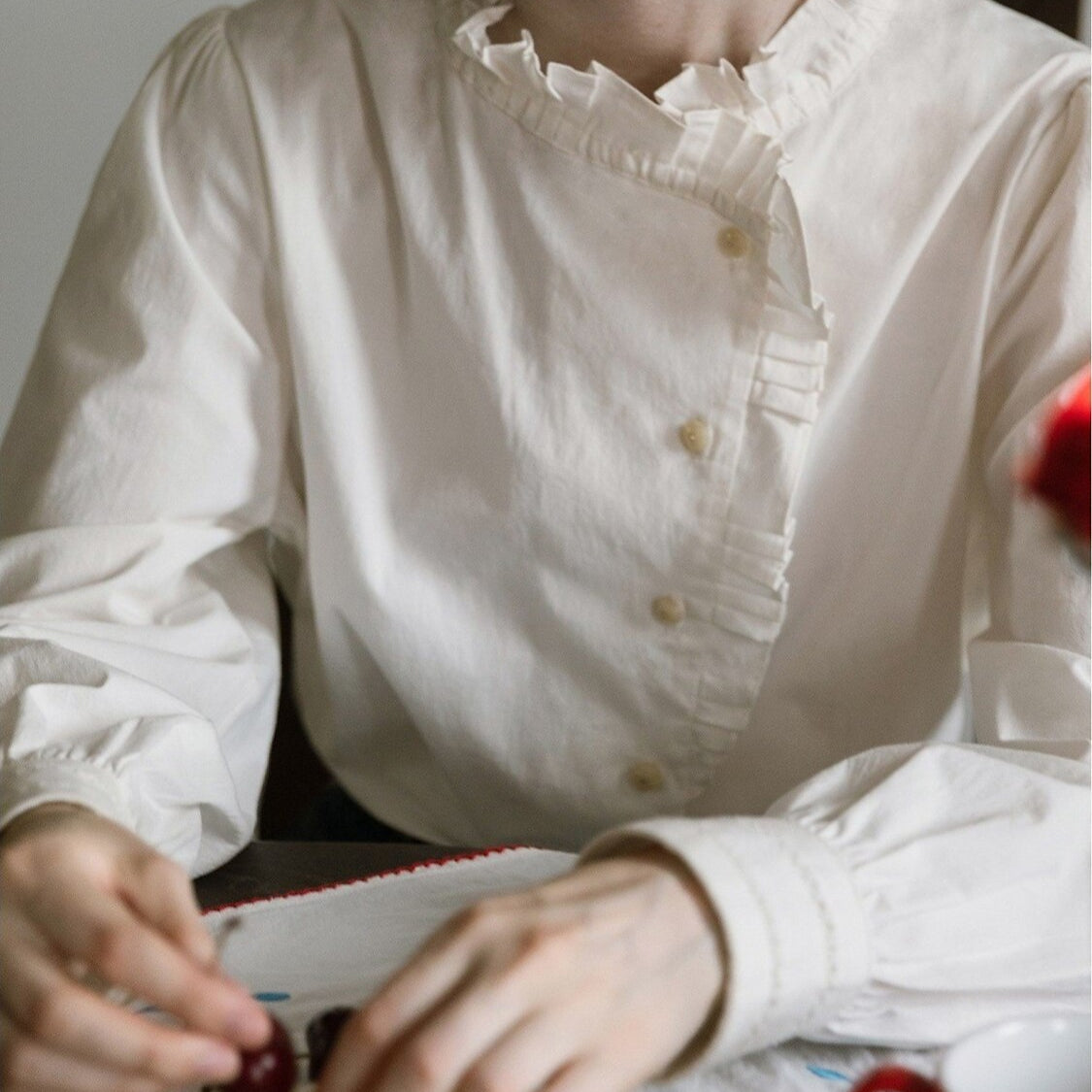 Vintage Cottagecore Style Ruffle Collar White Blouse - Retrorobe