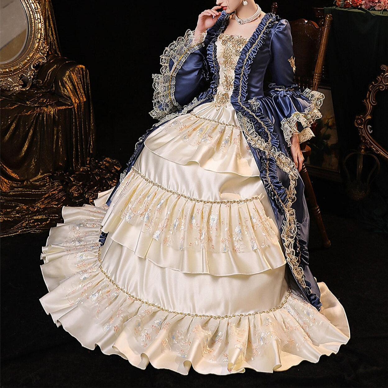 Rococo Polonaise Robe à la Française