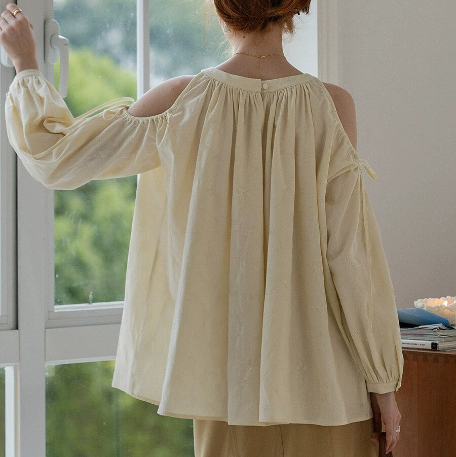 Classic Flowy Pleated Cold Shoulder Blouse - Retrorobe