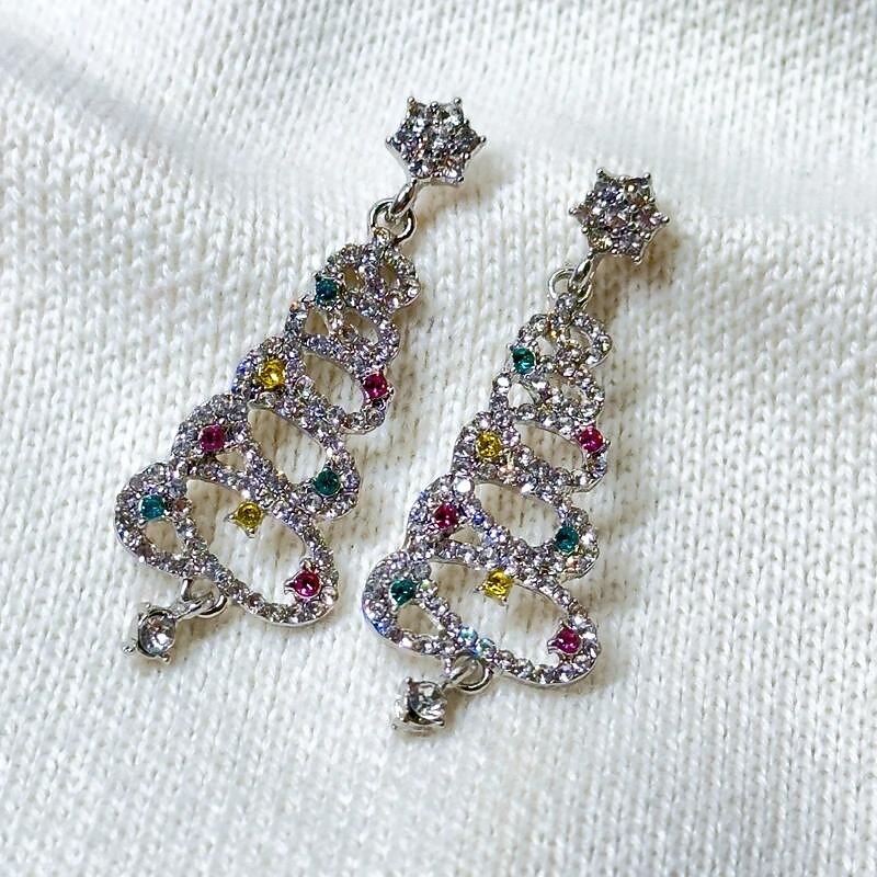 Christmas Rotating Tree Earrings