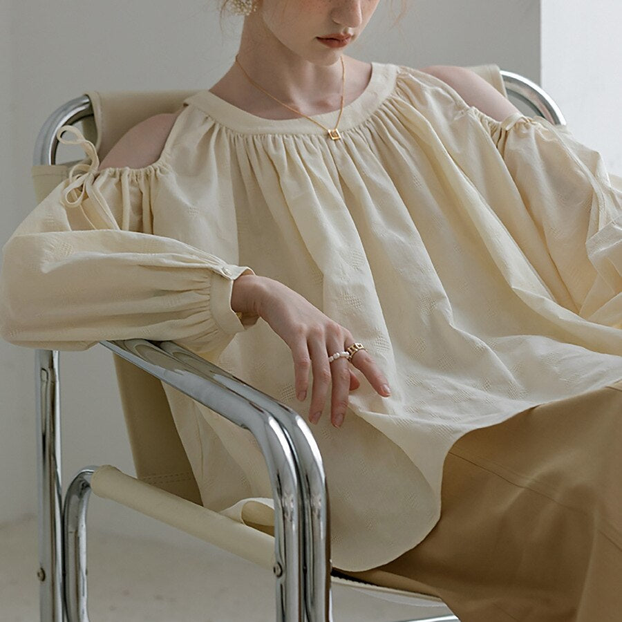 Classic Flowy Pleated Cold Shoulder Blouse - Retrorobe