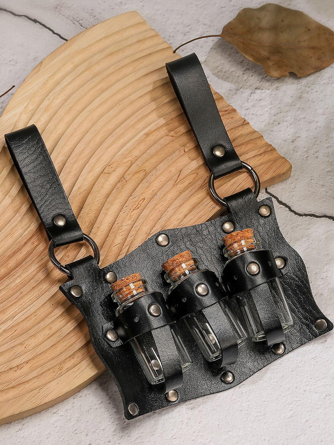 Viking & Alquimista Styles Belt Set: Scabbard, Pouch, Magic Bottle - Retrorobe