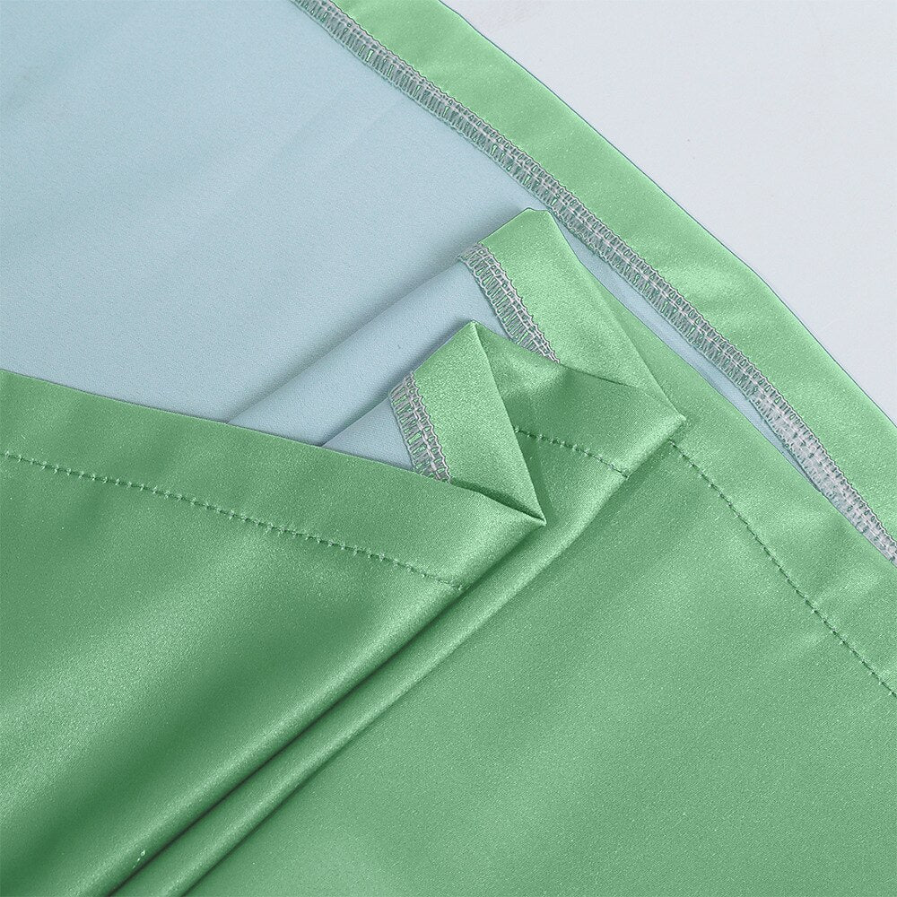 Robe Dirndl verte brodée Oktoberfest avec tablier en dentelle