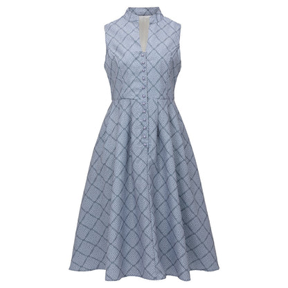 Oktoberfest Gray Elegant Dirndl Dress with Apron