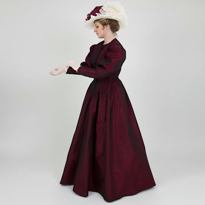 Dickensian Christmas Caroler Puff Sleeve Gown