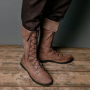 Botas altas medievales con cordones