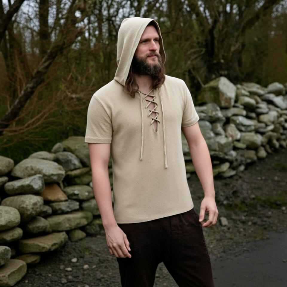Kurzarm-Kapuzenshirts im Piratenstil 