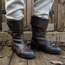 Botas altas de caballero medieval
