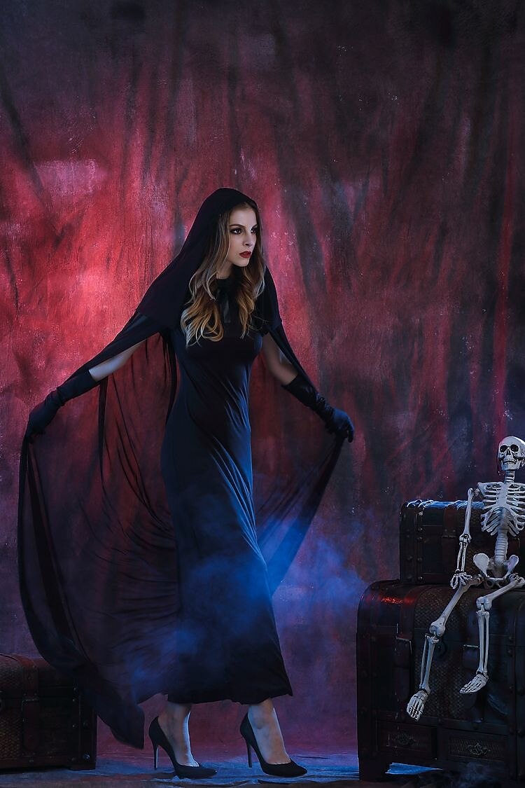 Gothic Witch Costume Black Hooded Long Dress