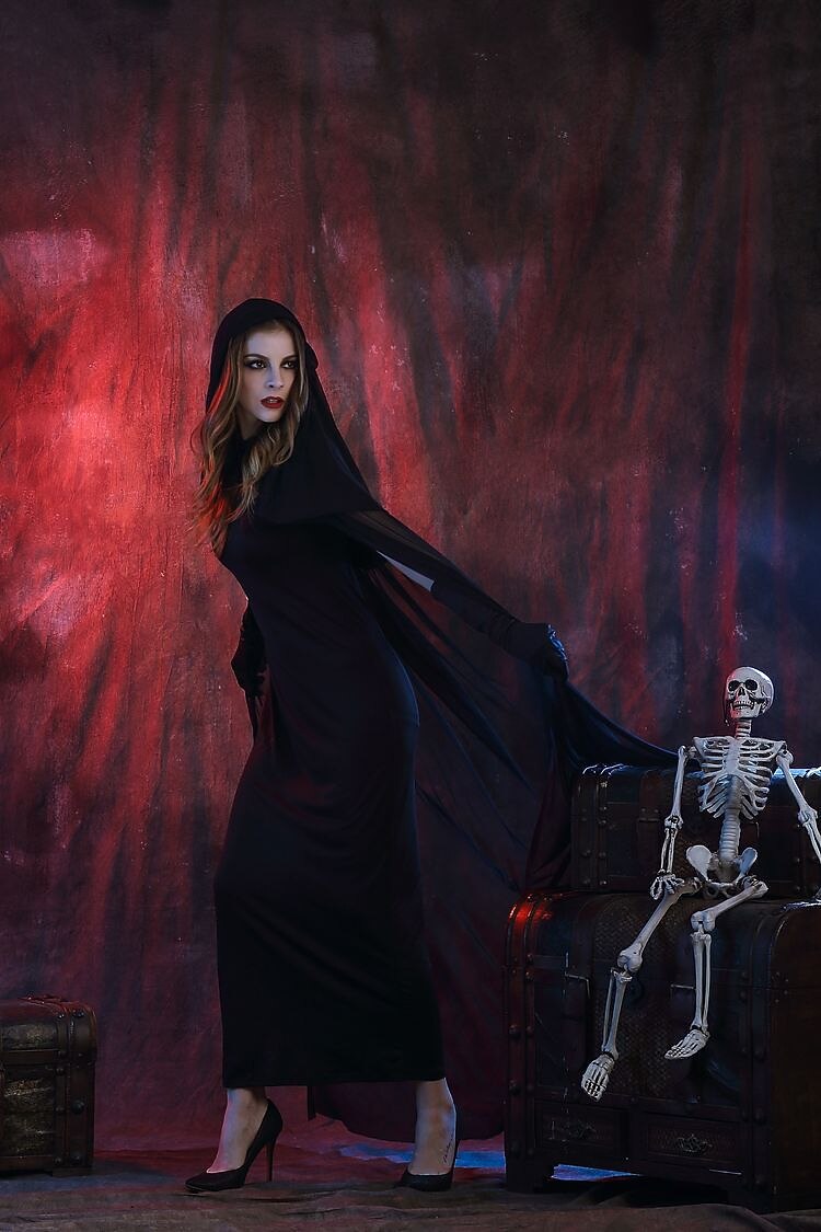 Gothic Witch Costume Black Hooded Long Dress