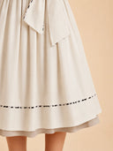 Damen Oktoberfest elfenbeinfarbenes Midi-Dirndl mit eckigem Ausschnitt und Taschen