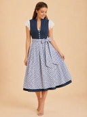 Damen Blaues Dirndl mit Stehkragen und Knopfleiste, Schürze mit Blumenmuster
