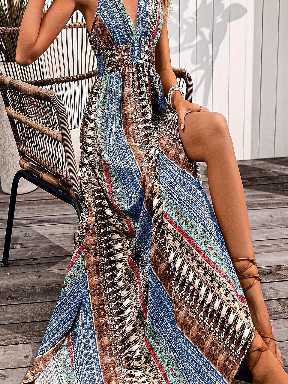 Retro 70s Bohemian Ethnic V-neck Empire Waist Flowy Maxi Dress