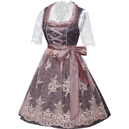 Lila besticktes Dirndlkleid mit Spitzenschürze und Bluse fürs Oktoberfest 