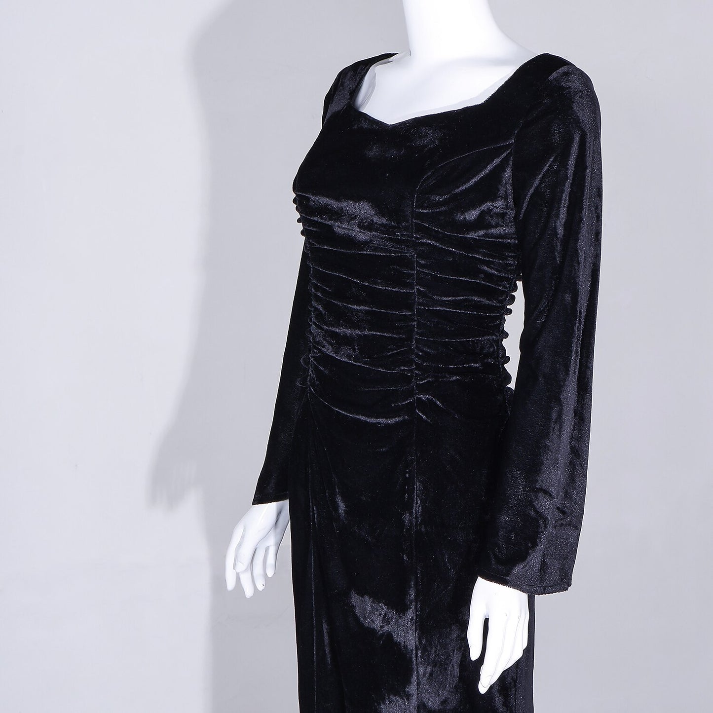Women's 1960s Macabre Mother Sexy Dress