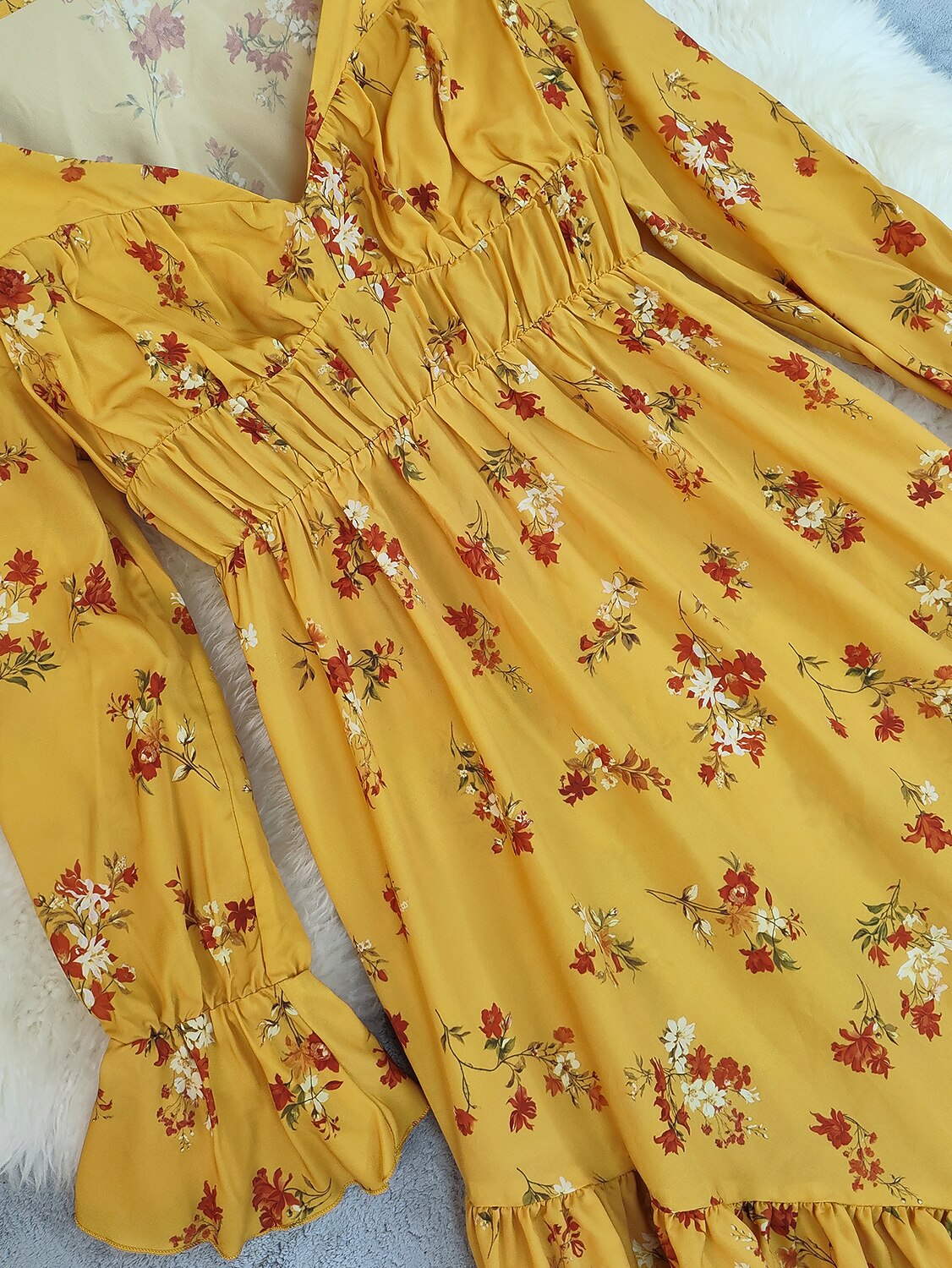 Retro 70s Bohemian Floral Fit-and-flare Maxi Dress