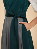 Premium Teal Green Oktoberfest Dirndl & White Lace Blouse Set