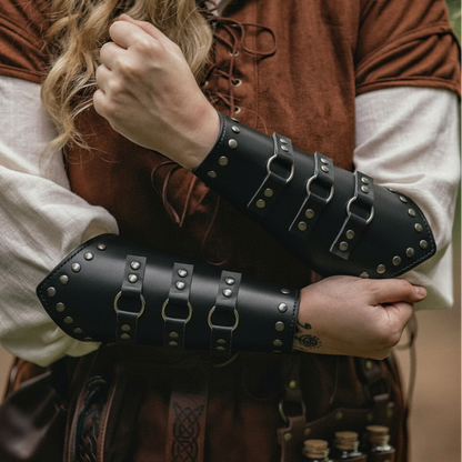Punk &amp; Gothic Armschienen mit Kordelzug im Mittelalter-Stil