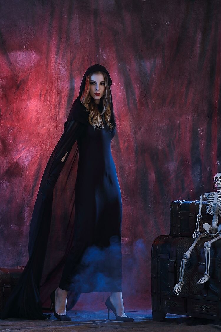 Gothic Witch Costume Black Hooded Long Dress