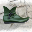 Botines medievales con cordones laterales