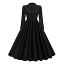 Midikleid mit burgunderrotem Kragen und Charms